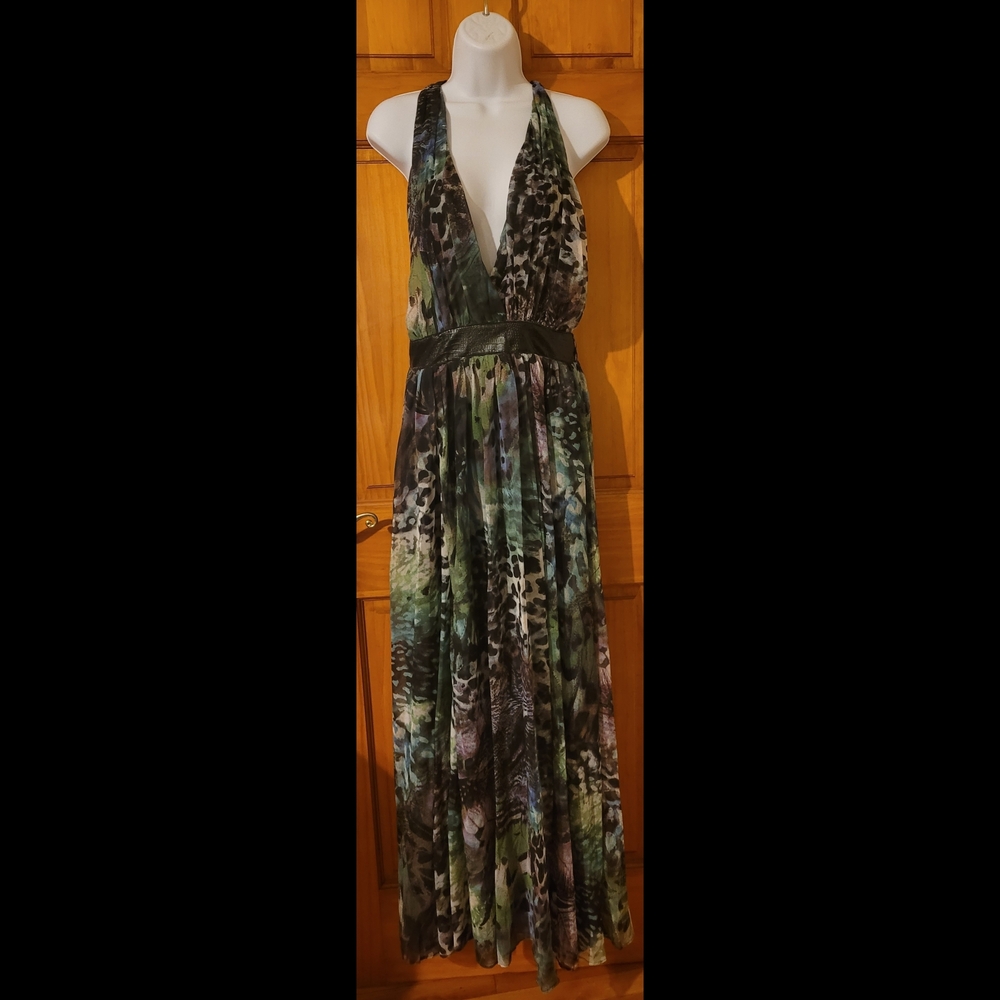 Elegant Designer Plunge Neck Backless Sundress